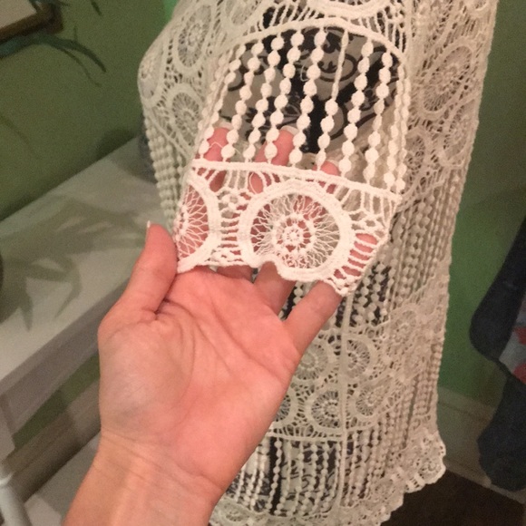 Gorgeous woven top - Picture 5 of 6